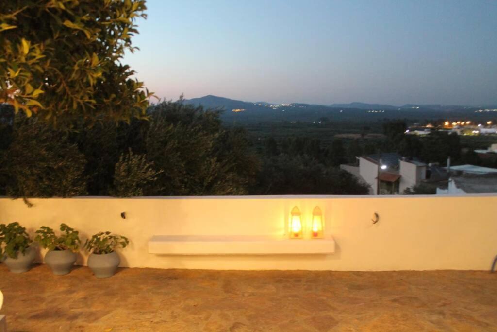 A Crystal Clear House In Pyrgos, Heraklion Crete Pirgos  エクステリア 写真